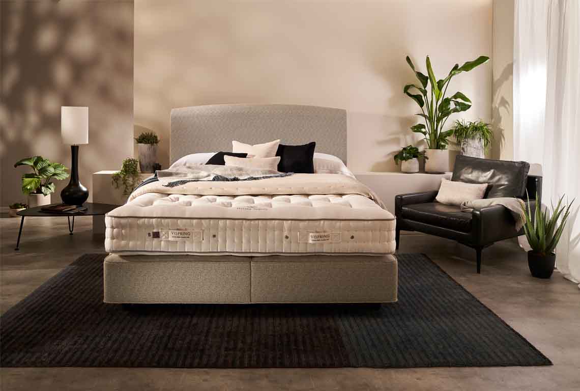 Vi Spring Herald Superb 5' S/E Divan Set