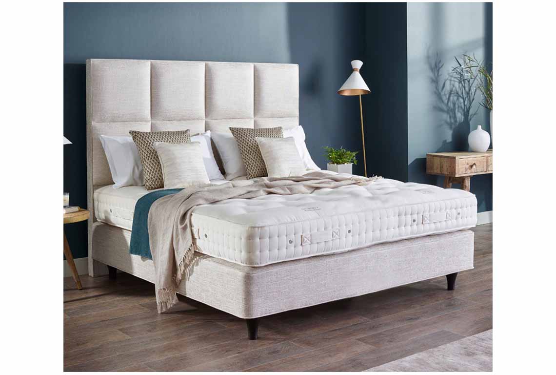Vi Spring Devonshire 5' S/E Divan Set