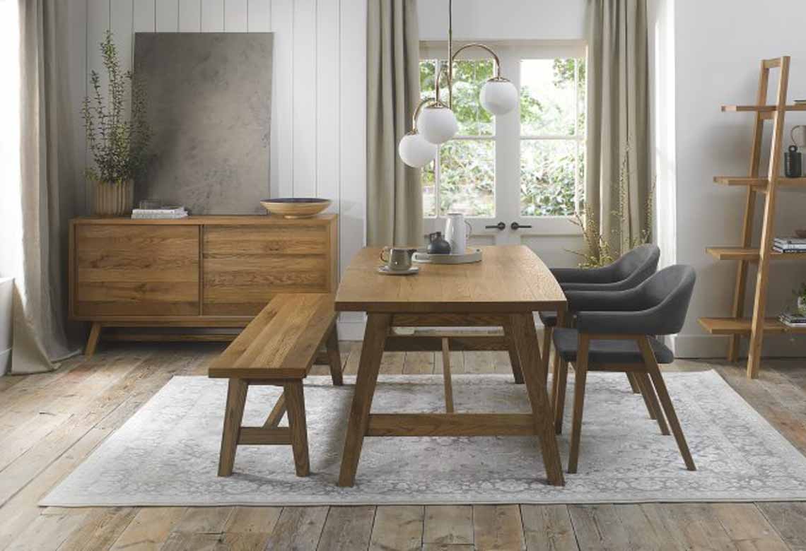 Cambridge 4-6 Seater Extending Dining Table