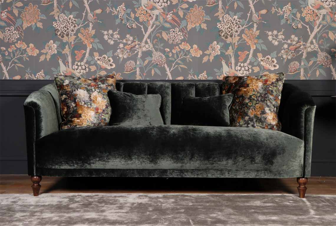 Hayworth Petit Sofa