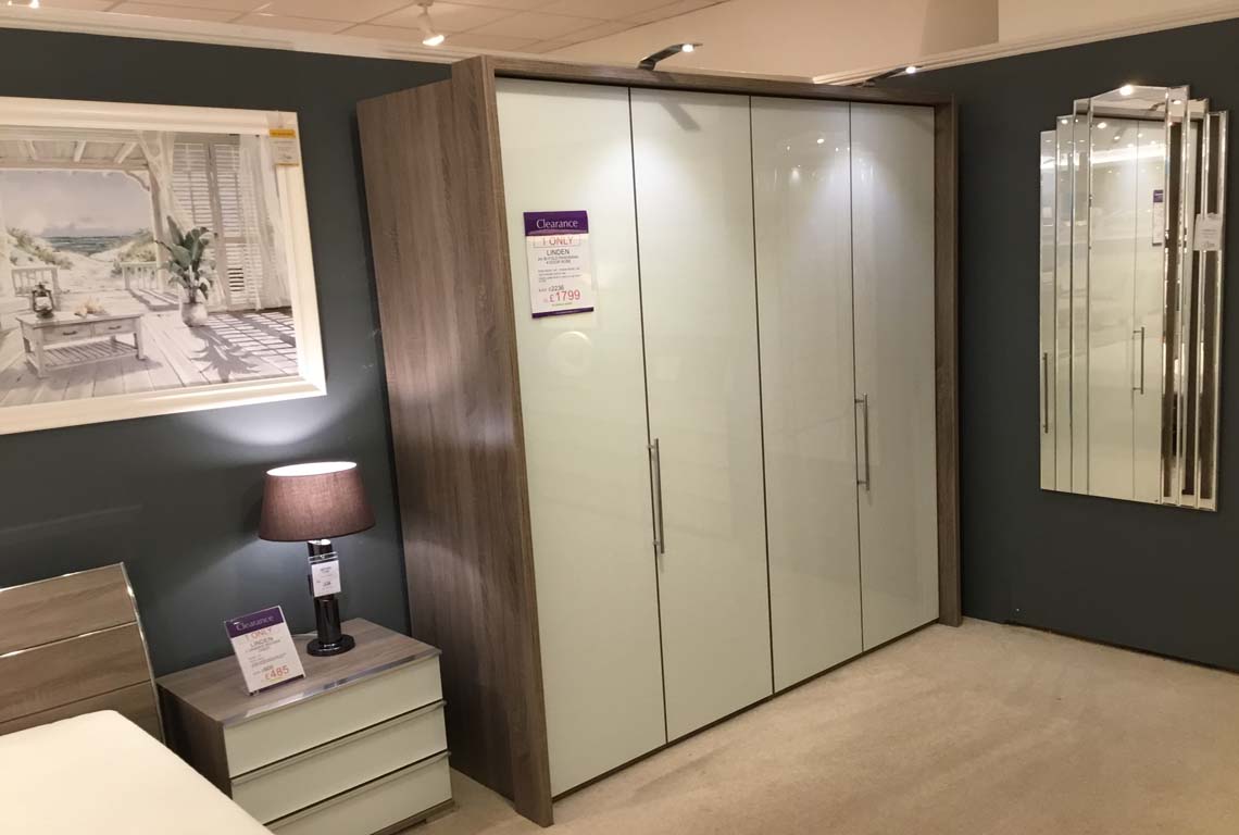 Linden 2m Bi-Fold Panorama 4 Door Robe