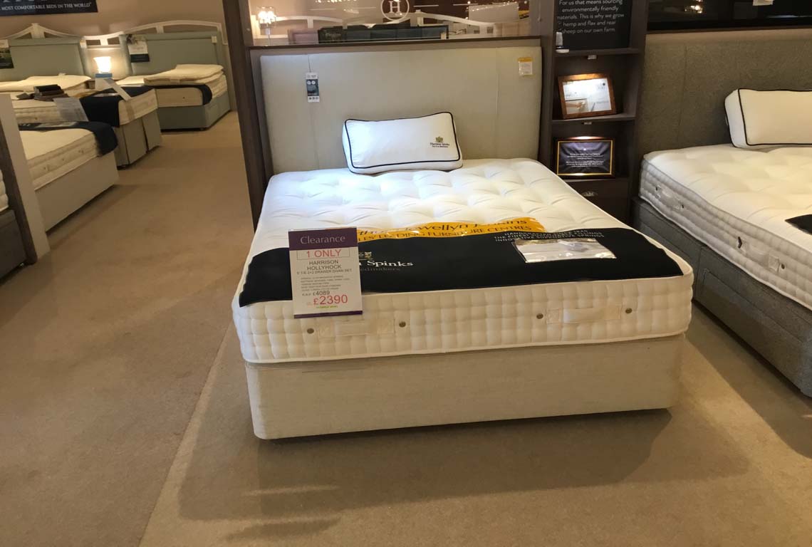 Harrison Hollyhock 5' T/E 2+2 Drawer Divan Set