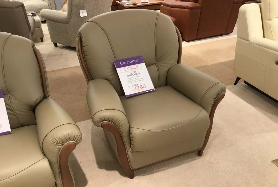 Gavi Armchair