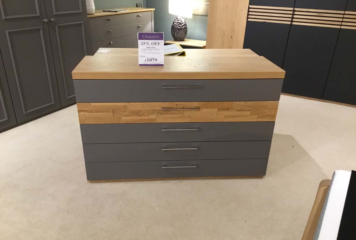Minto 5 Drawer Chest