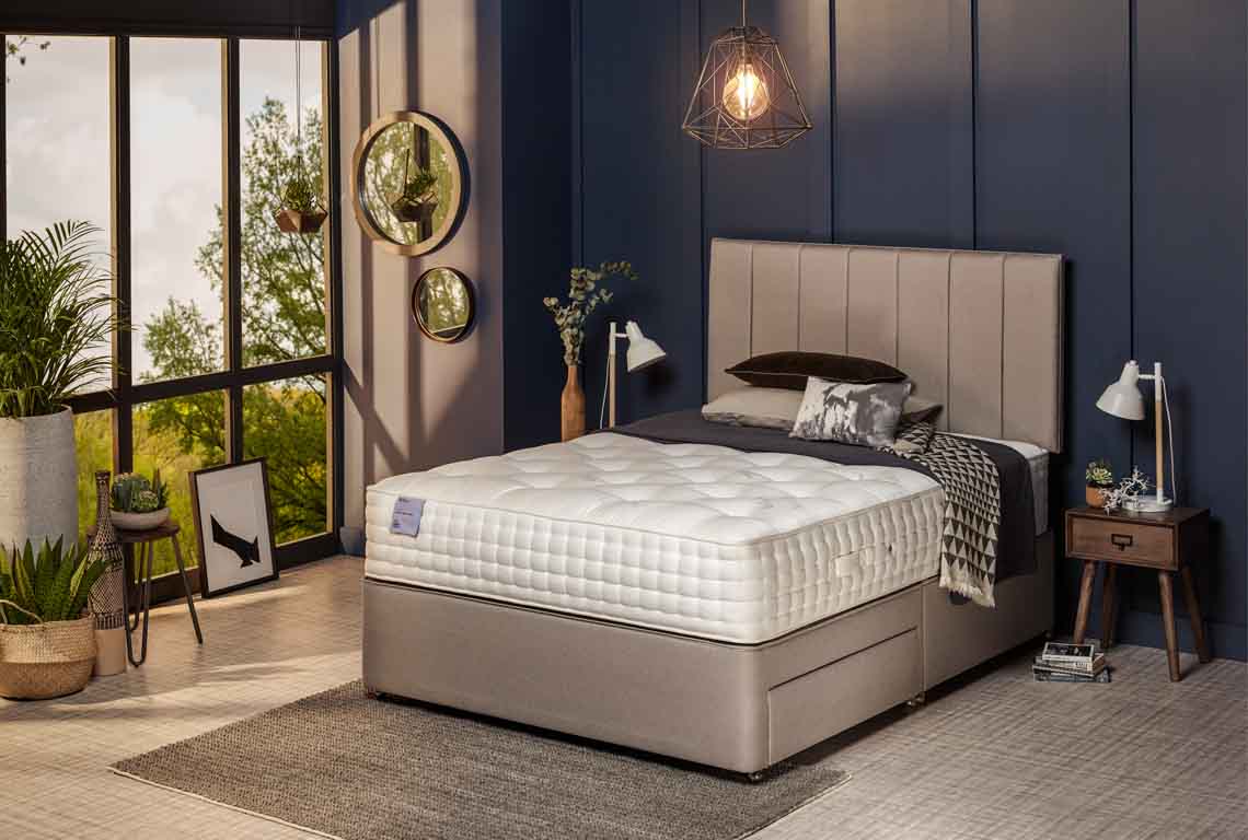 Relyon Keswick Natural Alpaca 2600 5' F/E 2 Drawer Divan Set