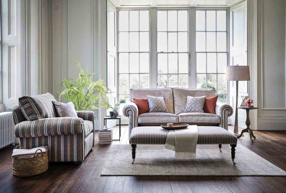 Duresta Waldorf 3 Seater Sofa with Bun Foot