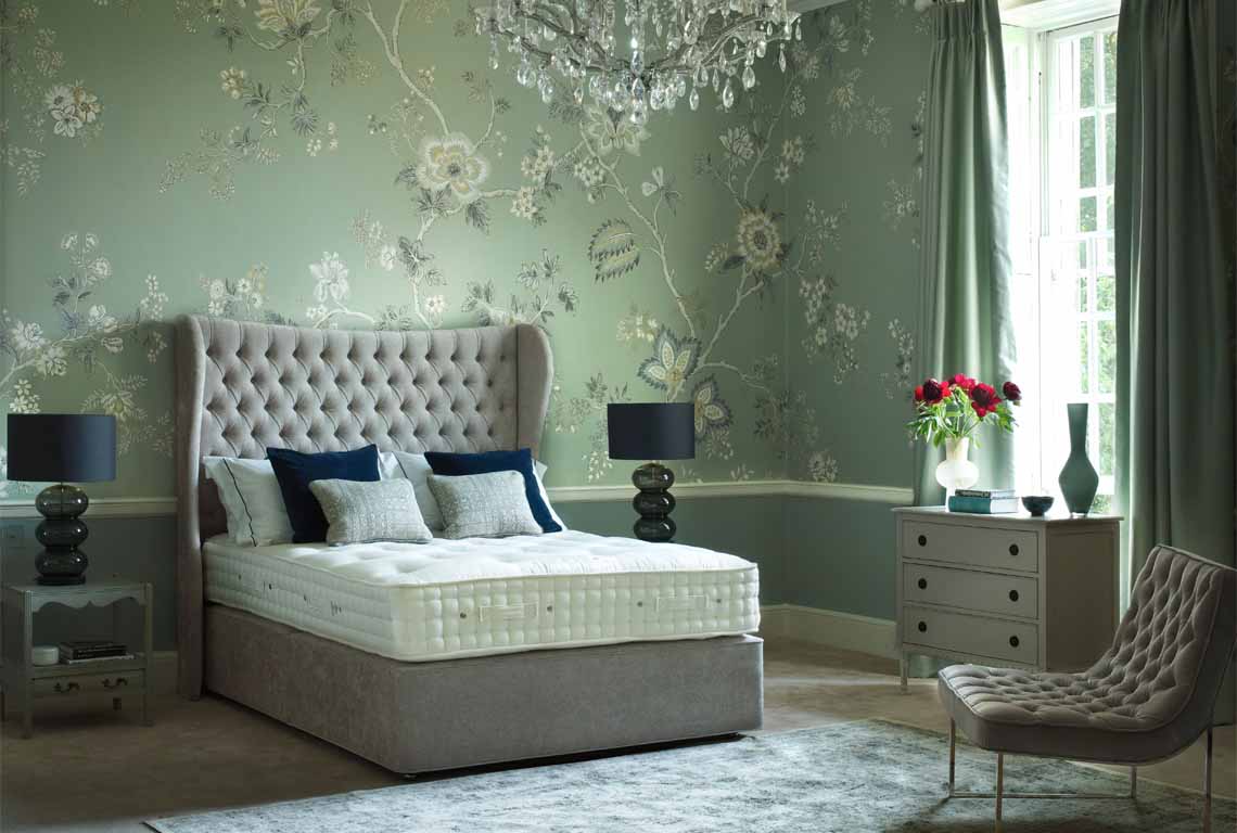 Hypnos Salcome Superior 5' F/E Divan Set