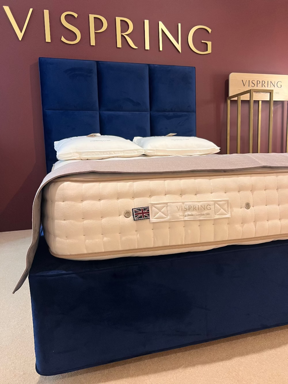 Vi Spring Tiara Superb 5' S/E Divan Set
