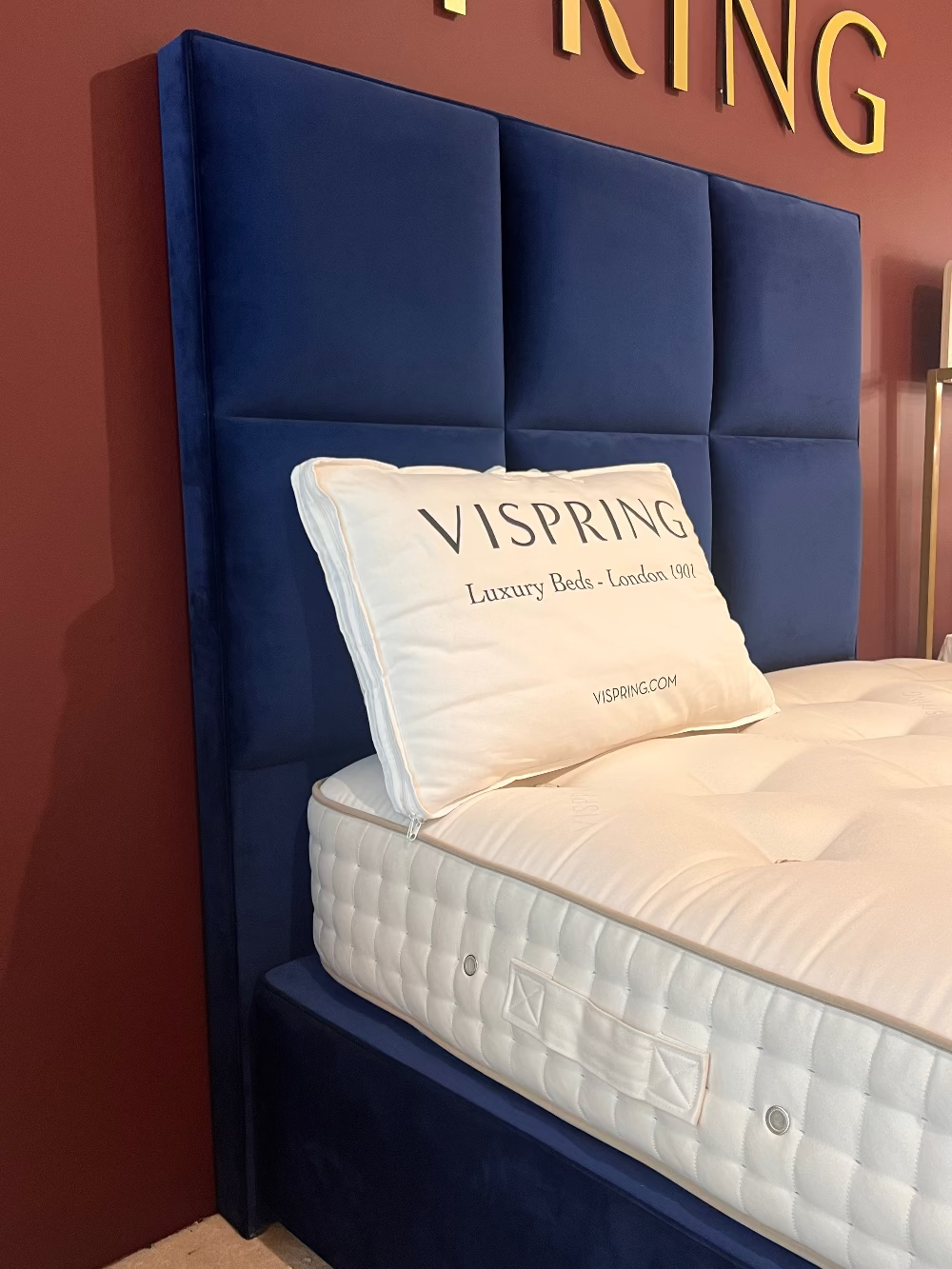 Vi Spring Atlas 5' Headboard